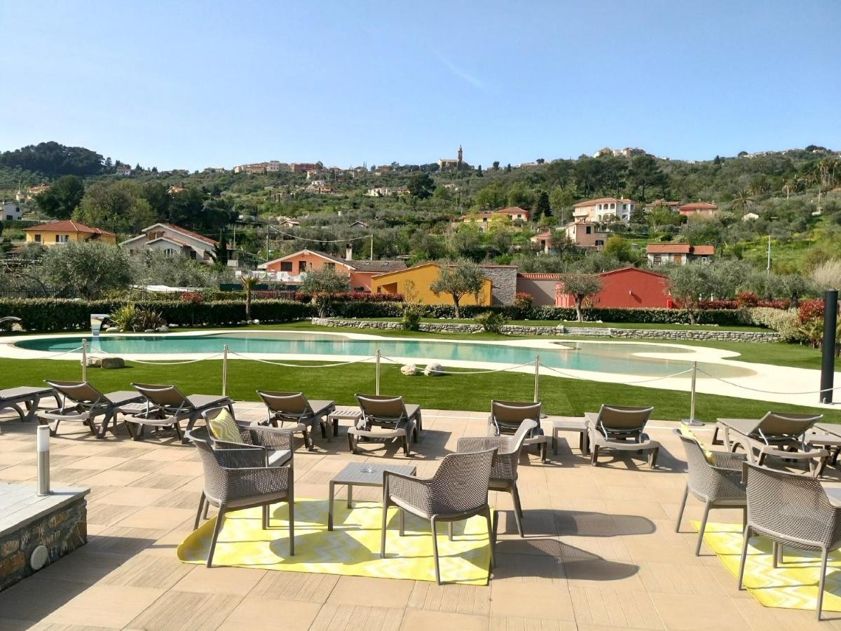 Rebi Village Imperia Exterior photo