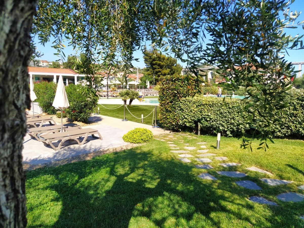 Rebi Village Imperia Exterior photo