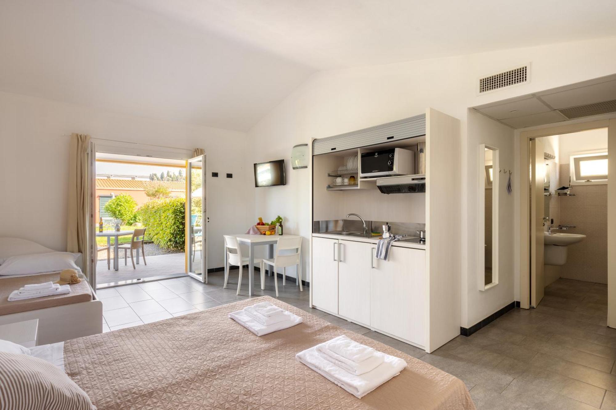 Rebi Village Imperia Exterior photo