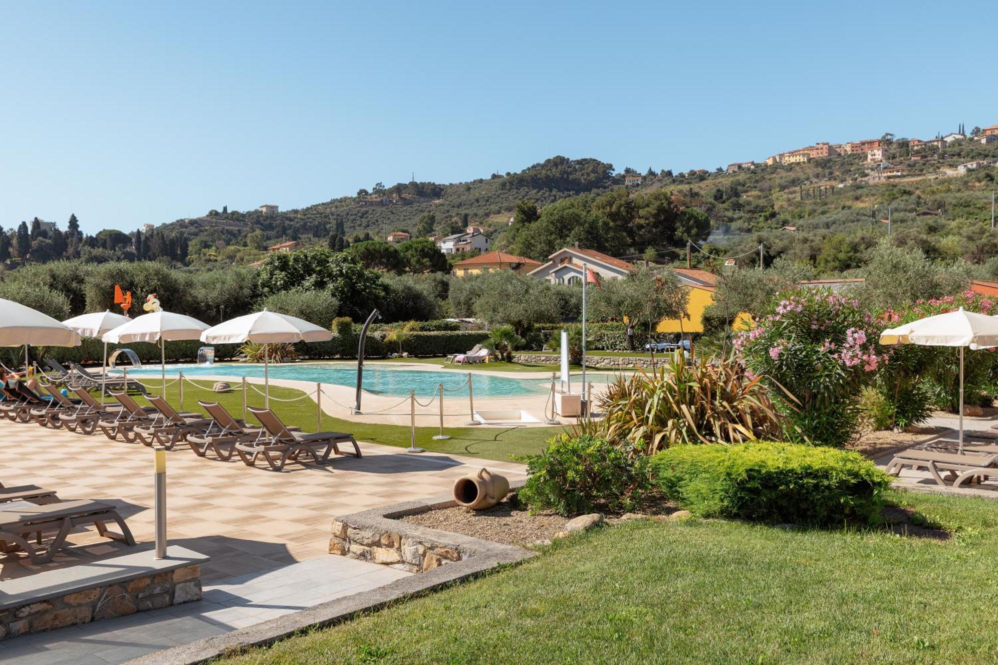 Rebi Village Imperia Exterior photo